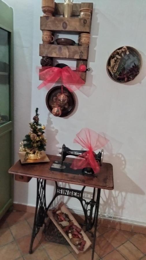 Mansarda Viti - Sguardo Su Frontone - Apartamento Exterior foto